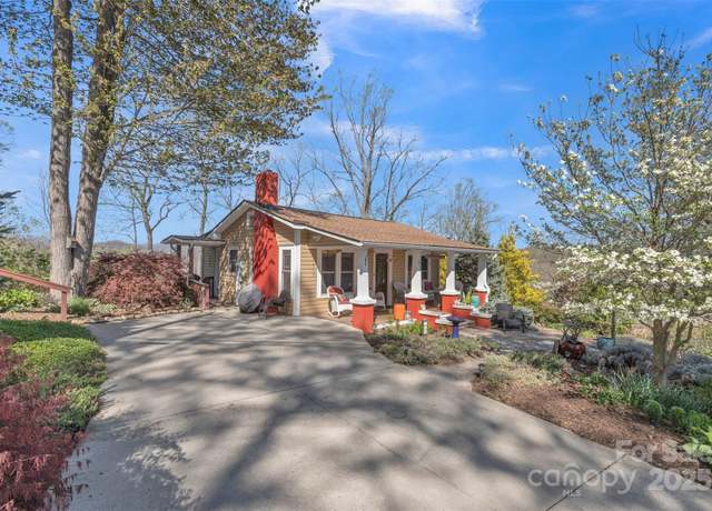 Property at 34 Pinson Trl, Lake Junaluska, NC 28745, 2 beds, 2 baths