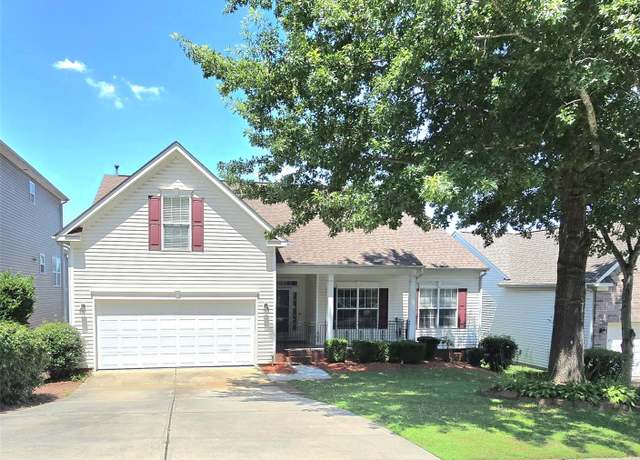 Property at 2226 Elendil Ln, Charlotte, NC 28269, 4 beds, 2 baths