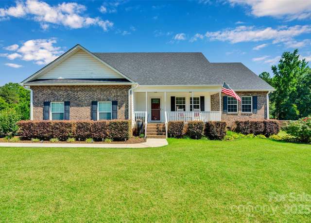 Property at 1348 Bryson Creek Dr, Mcconnells, SC 29726, 3 beds, 2 baths