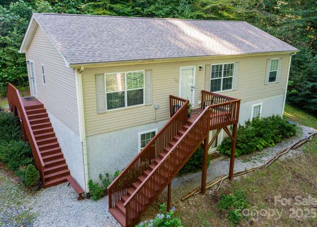 Property at 100 Susanna Cove Rd, Mars Hill, NC 28754, 3 beds, 2 baths