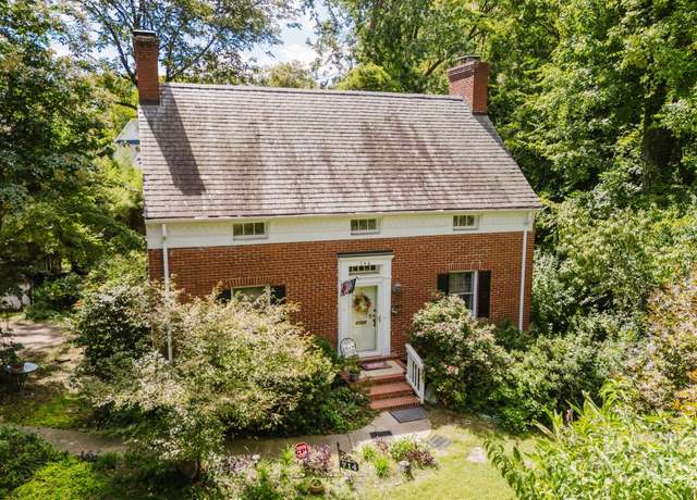 Property at 714 Hartford Ave, Charlotte, NC 28209, 3 beds, 2 baths