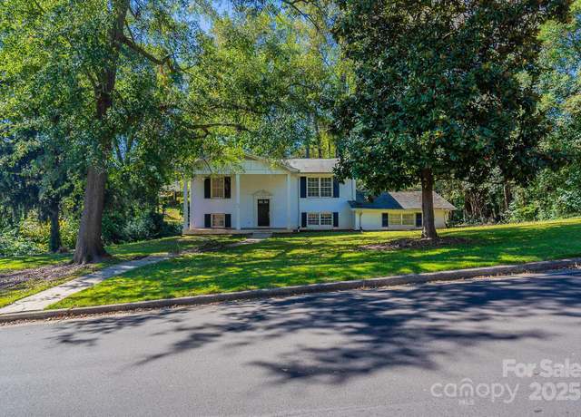 Property at 349 Dublin Ct, Gastonia, NC 28054, 3 beds, 2 baths