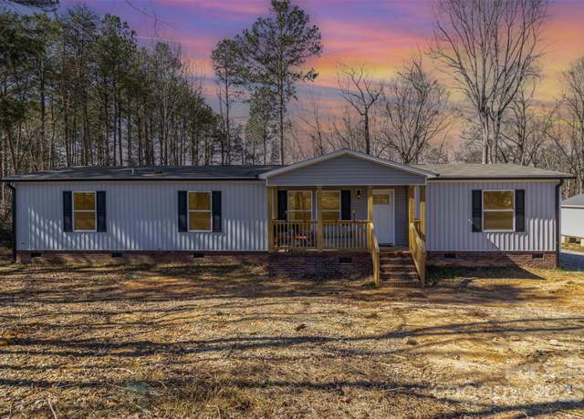 Property at 1645 Stony Point Rd, Shelby, NC 28150, 4 beds, 2 baths