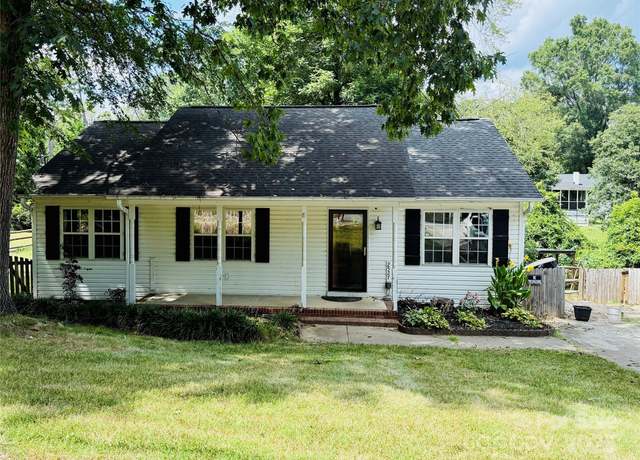 Property at 2527 Joyce St, Kannapolis, NC 28083, 3 beds, 2 baths