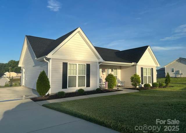Property at 149 Tuscan Way, Lexington, NC 27295, 3 beds, 2 baths