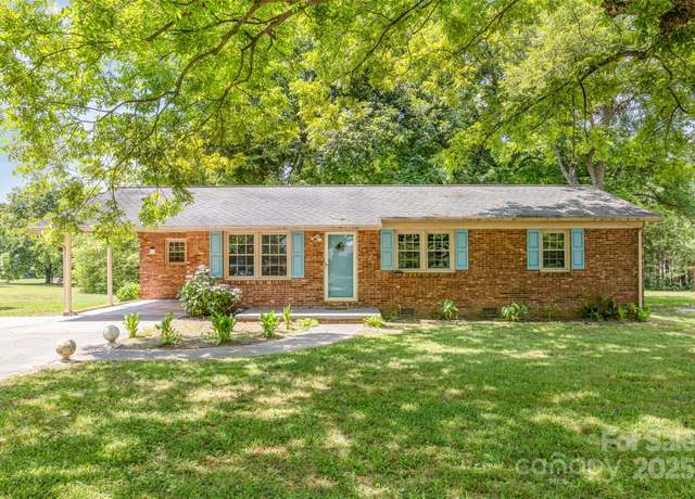 Property at 621 Oak Grove Rd, Kings Mountain, NC 28086, 3 beds, 2 baths
