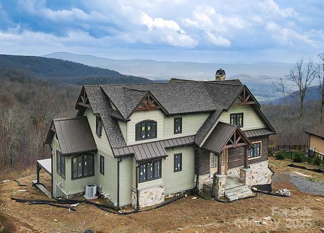 Property at 475 Dancing Bear Dr, Hendersonville, NC 28792, 3 beds, 3 baths