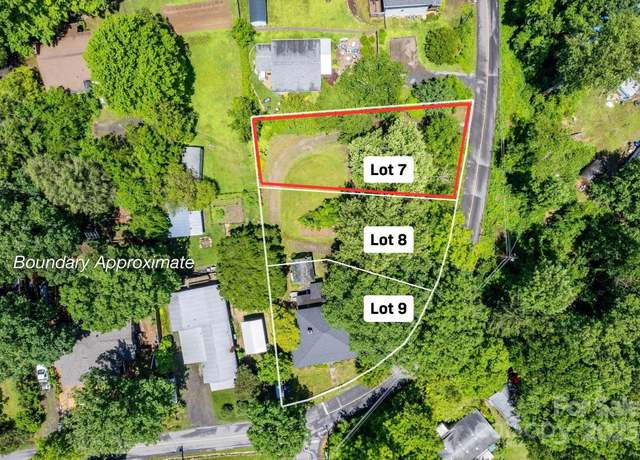 Property at 113 4th St #7, Black Mountain, NC 28711