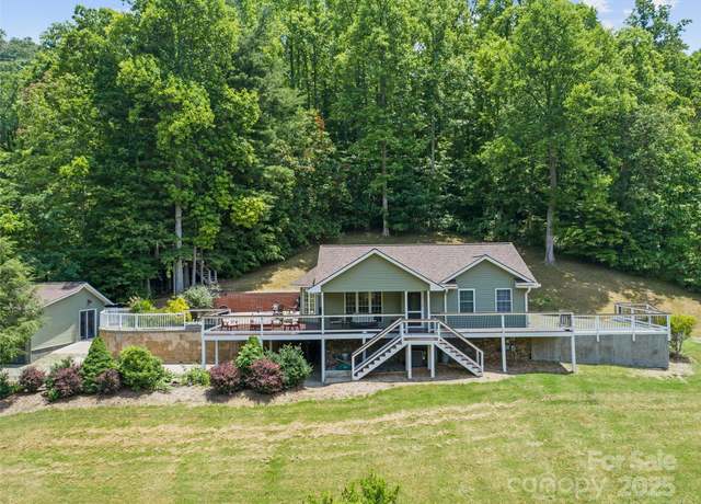Property at 189 Poverty Branch Rd, Barnardsville, NC 28709, 2 beds, 2 baths