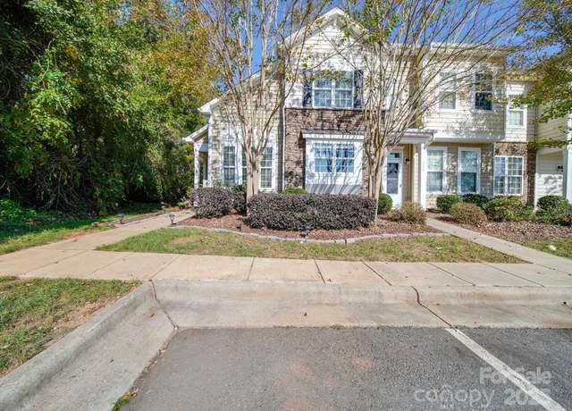 Property at 120 Prairie View Ct, Belmont, NC 28012, 3 beds, 2.5 baths