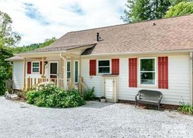 Property at 12 Laurel Trail Dr, Fairview, NC 28730, 2 beds, 1.5 baths