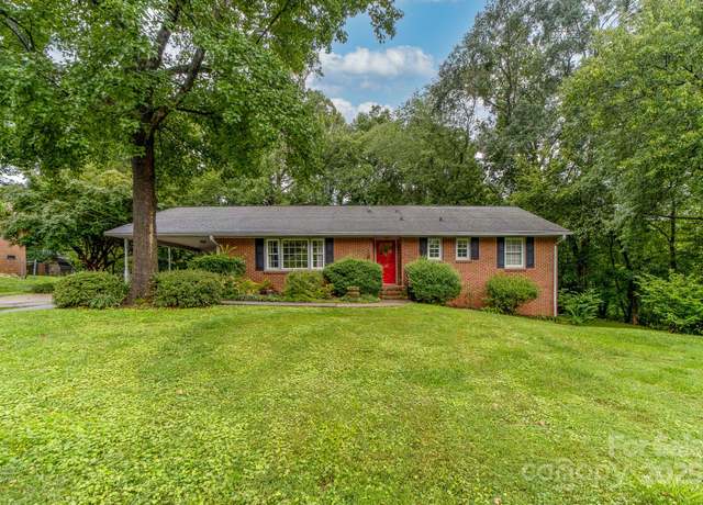 Property at 123 Forest Dr, Belmont, NC 28012, 5 beds, 3 baths