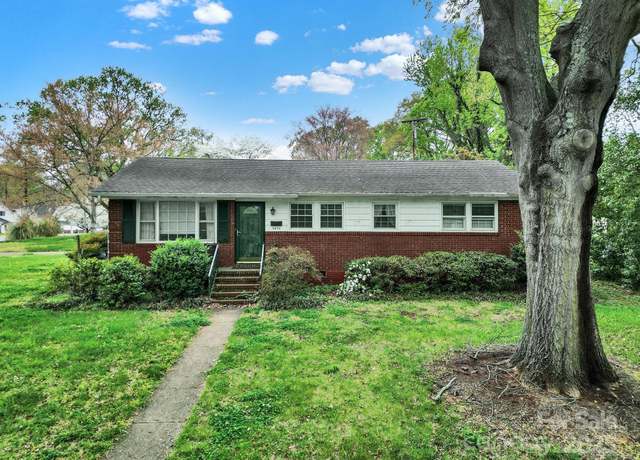 Property at 5876 Wedgewood Dr, Charlotte, NC 28210, 3 beds, 1.5 baths