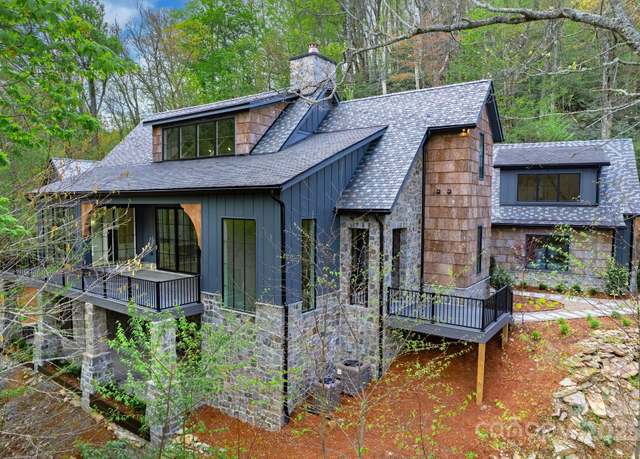 Property at 139 Beaver Lodge Trl, Blowing Rock, NC 28605, 4 beds, 6 baths