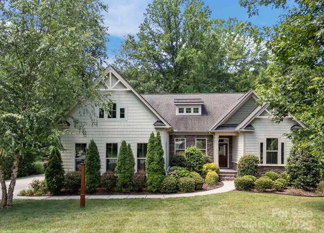 Property at 113 Chaska Loop, Troutman, NC 28166, 3 beds, 2 baths
