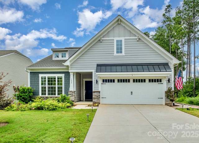Property at 1029 Dali Blvd, Mount Holly, NC 28120, 3 beds, 2.5 baths