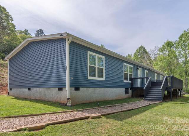 Property at 87 Horseback Ln, Marshall, NC 28753, 3 beds, 2 baths