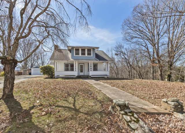 Property at 20 Lindsey Rd, Candler, NC 28715, 2 beds, 1 bath
