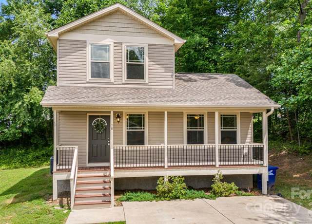 Property at 10 Coral Berry Dr, Candler, NC 28715, 3 beds, 2 baths