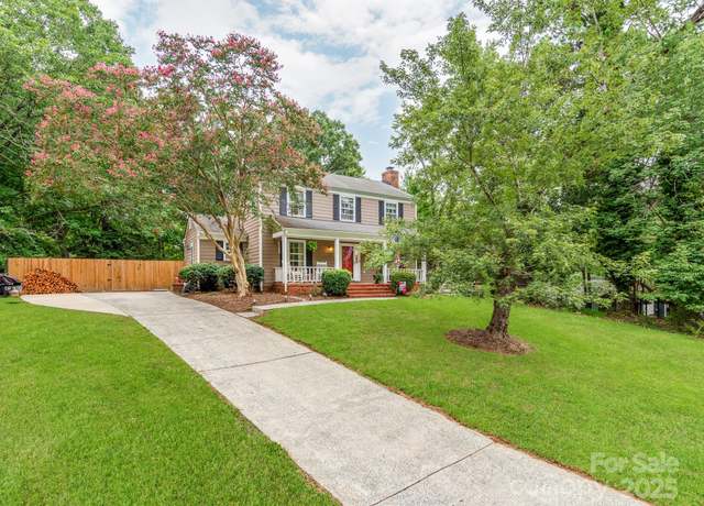Property at 7700 Winterset Dr, Charlotte, NC 28270, 3 beds, 2.5 baths