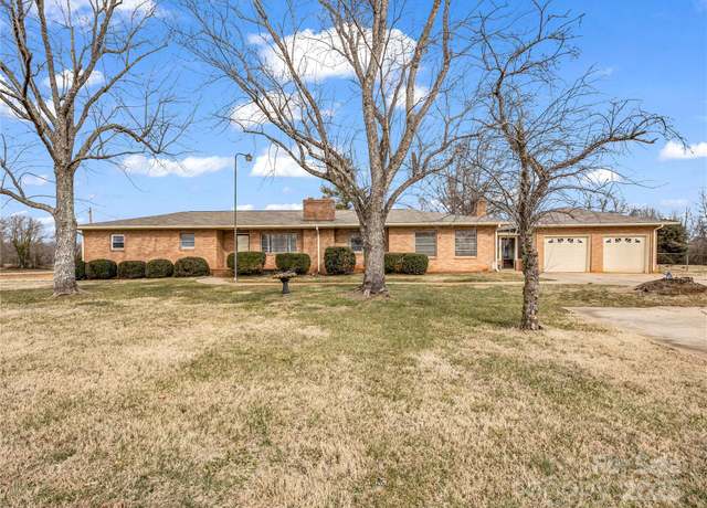 Property at 549 Piney Ridge Rd, Forest City, NC 28043, 3 beds, 1.5 baths