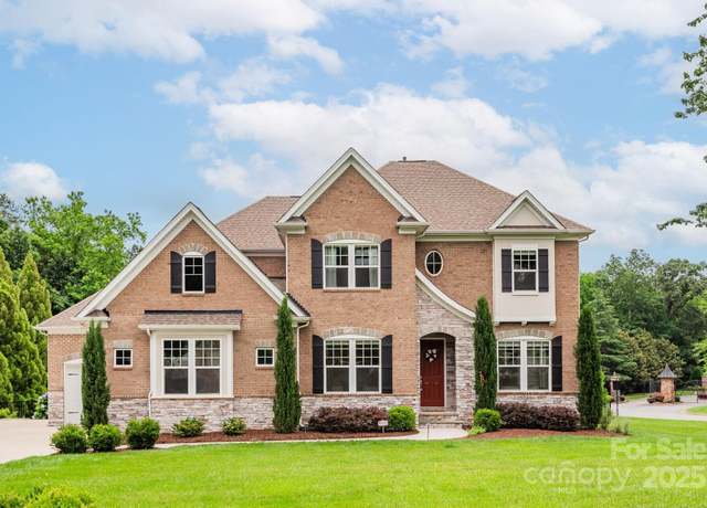 Property at 3009 Ocaso Ct, Matthews, NC 28104, 4 beds, 3.5 baths