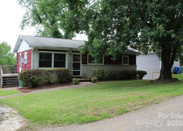 Property at 50 Huffman Rd, Asheville, NC 28806, 3 beds, 1 bath