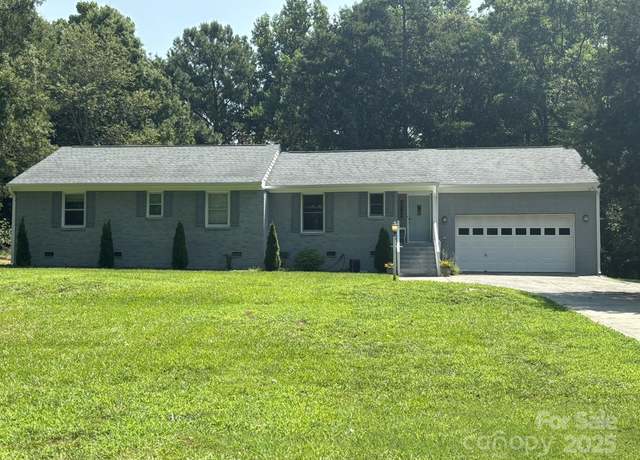 Property at 3711 Davis Dr, Charlotte, NC 28270, 3 beds, 2.5 baths