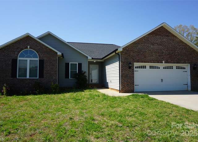 Property at 4193 He Propst Rd, Maiden, NC 28650, 3 beds, 2 baths
