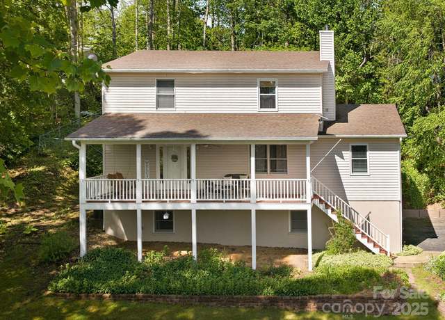 Property at 26 Morrow Dr, Fairview, NC 28730, 4 beds, 3.5 baths