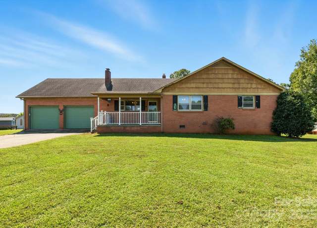 Property at 101 Lowman St, Connelly Springs, NC 28612, 3 beds, 2.5 baths