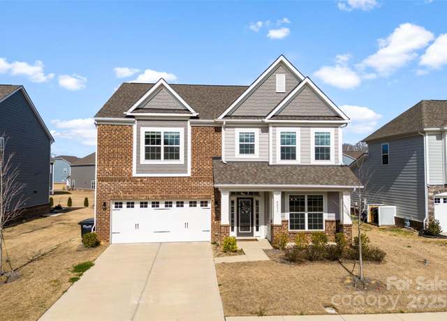 Property at 4233 Poplin Grove Dr, Indian Trail, NC 28079, 5 beds, 3 baths
