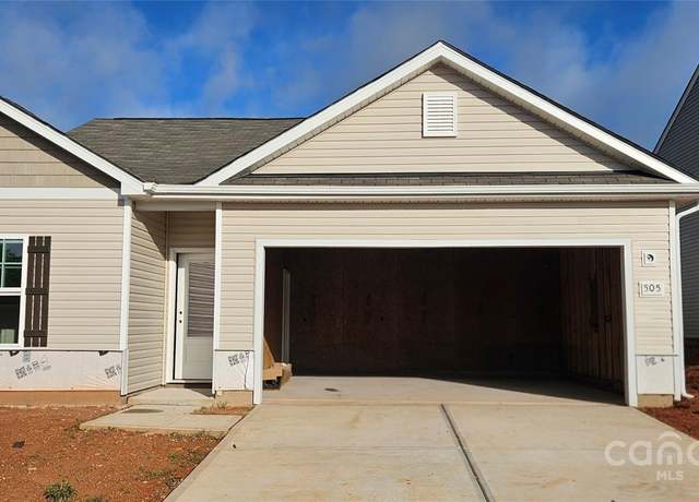 Property at 505 Maddox Dr, Shelby, NC 28152, 3 beds, 2 baths