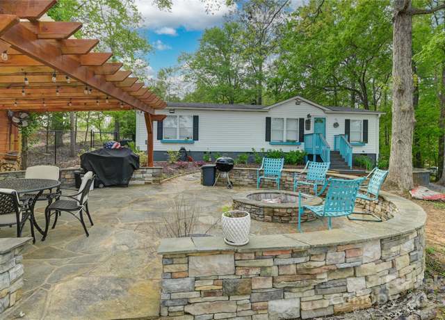 Property at 2075 Great North Rd, Winnsboro, SC 29180, 3 beds, 2 baths