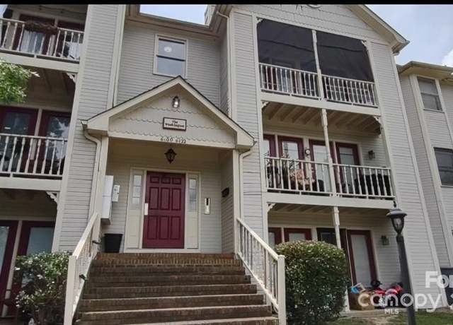 Property at 6106 Meadow Rose Ln, Charlotte, NC 28215, 2 beds, 2 baths