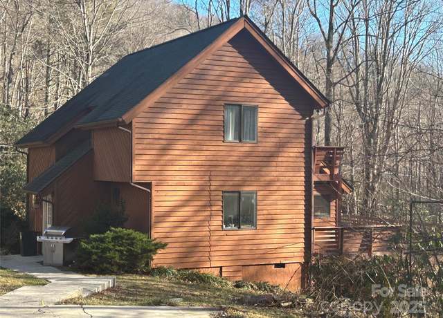 Property at 25 Little Crk, Maggie Valley, NC 28751, 2 beds, 2 baths