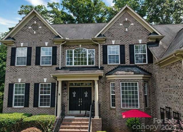 Property at 9913 Hazelview Dr, Charlotte, NC 28277, 5 beds, 4.5 baths