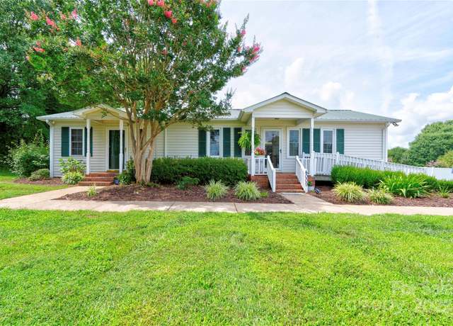 Property at 4009 Polkville Rd, Shelby, NC 28150, 1 bed, 0.5 baths