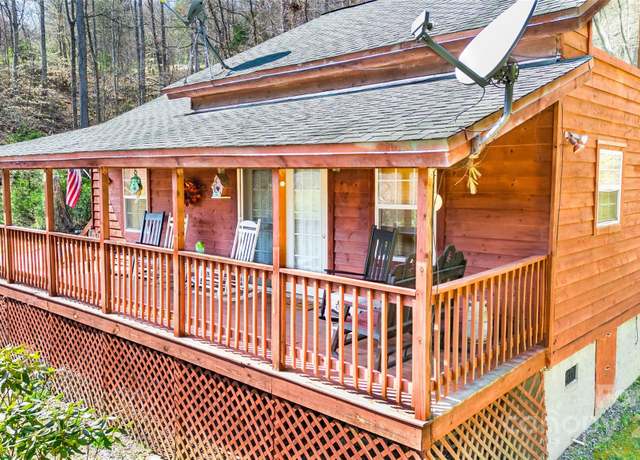 Property at 215 Honeysuckle Ln, Sylva, NC 28779, 2 beds, 2 baths