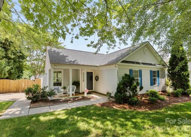 Property at 10621 Glenmac Rd, Charlotte, NC 28215, 3 beds, 2 baths
