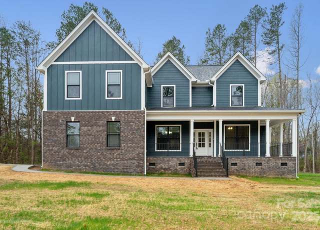 Property at 357 Triple Ponds Ct, Clover, SC 29710, 4 beds, 2.5 baths