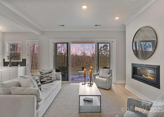 Property at 1132 Meander Ln, Waxhaw, NC 28173, 4 beds, 4.5 baths