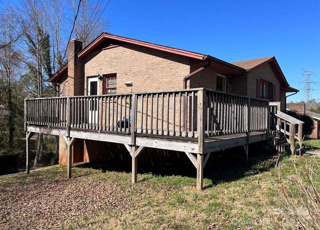 Property at 3232 Wilson Heights Dr, Hildebran, NC 28637, 3 beds, 1 bath