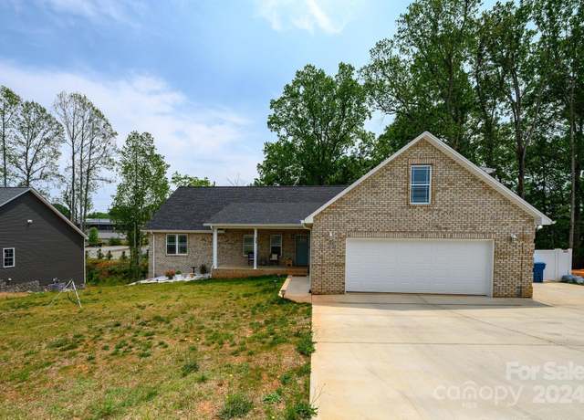 Property at 539 N C Ave, Maiden, NC 28650, 3 beds, 2 baths