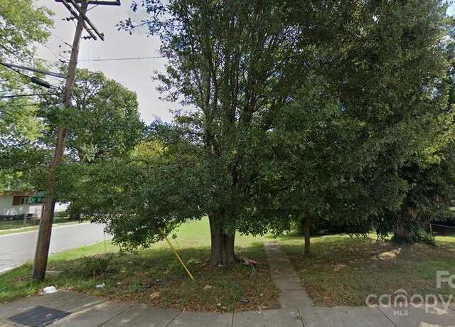Property at 2228 Custer St, Charlotte, NC 28216
