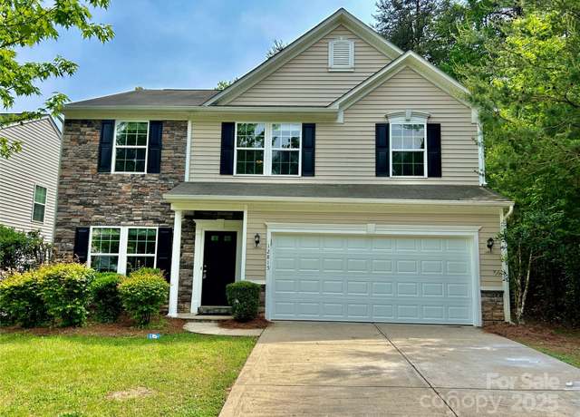 Property at 12815 Towering Pine Dr, Charlotte, NC 28269, 3 beds, 2.5 baths
