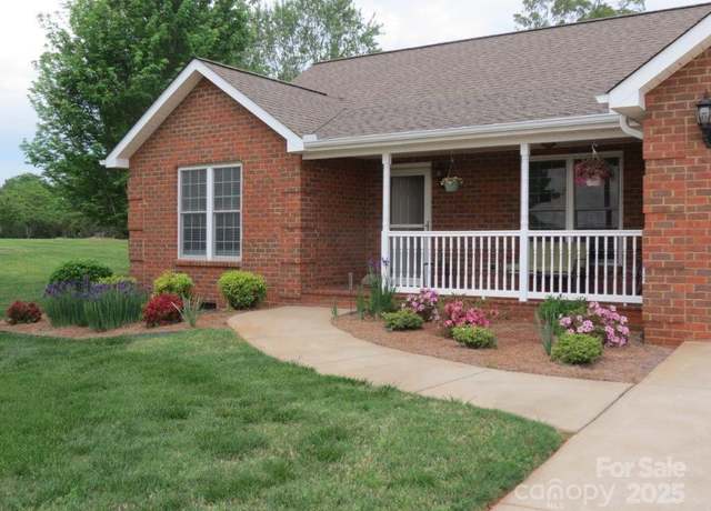 Property at 125 Richmond Ct, Spindale, NC 28160, 3 beds, 2 baths