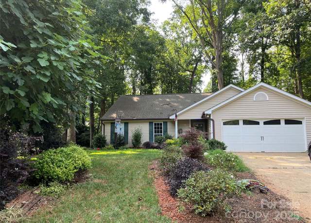 Property at 12633 Cedar Fall Dr, Huntersville, NC 28078, 3 beds, 2 baths