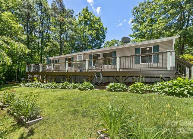 Property at 20 Howell Rd, Brevard, NC 28712, 3 beds, 2 baths