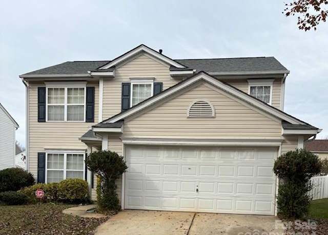 Property at 4720 Meadowfield Rd #38, Charlotte, NC 28215, 4 beds, 2.5 baths